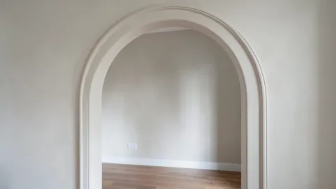 Łuk drzwiowy wykończenie